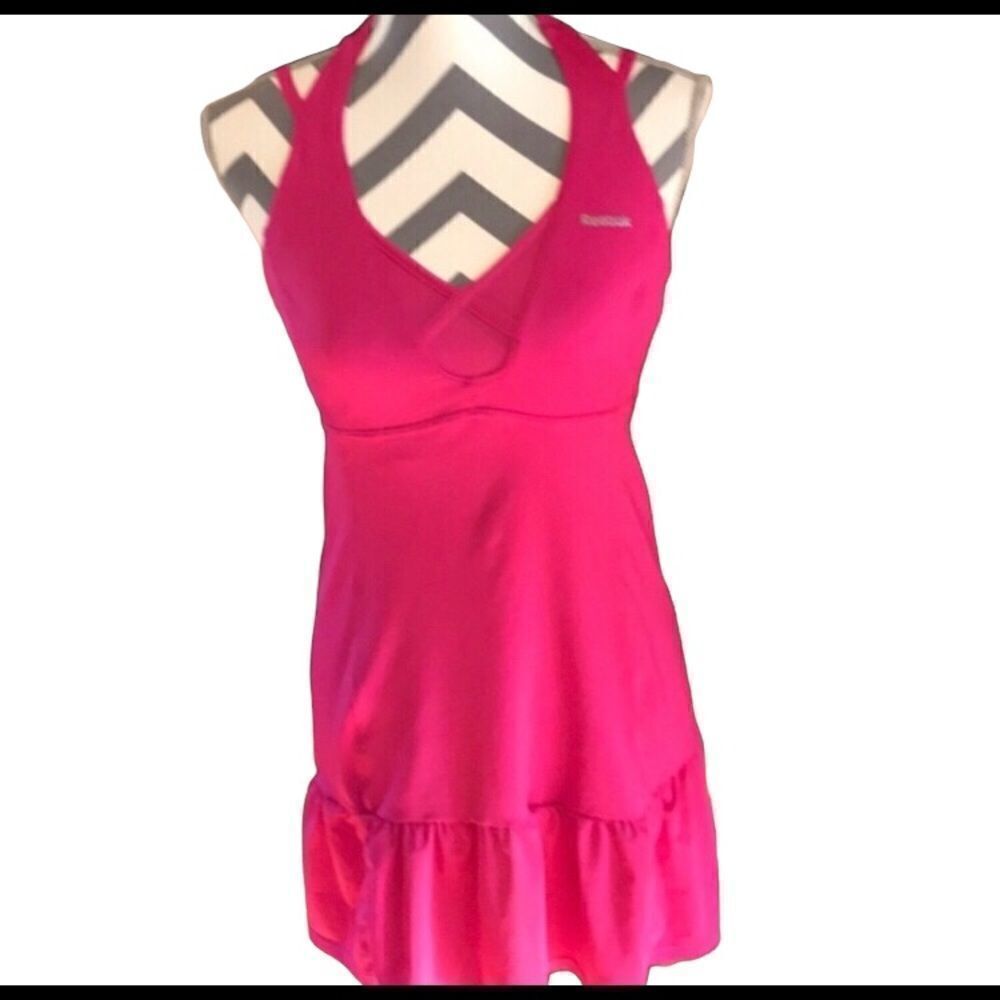 Reebok SMALL Play Dry Top with Built in Bra